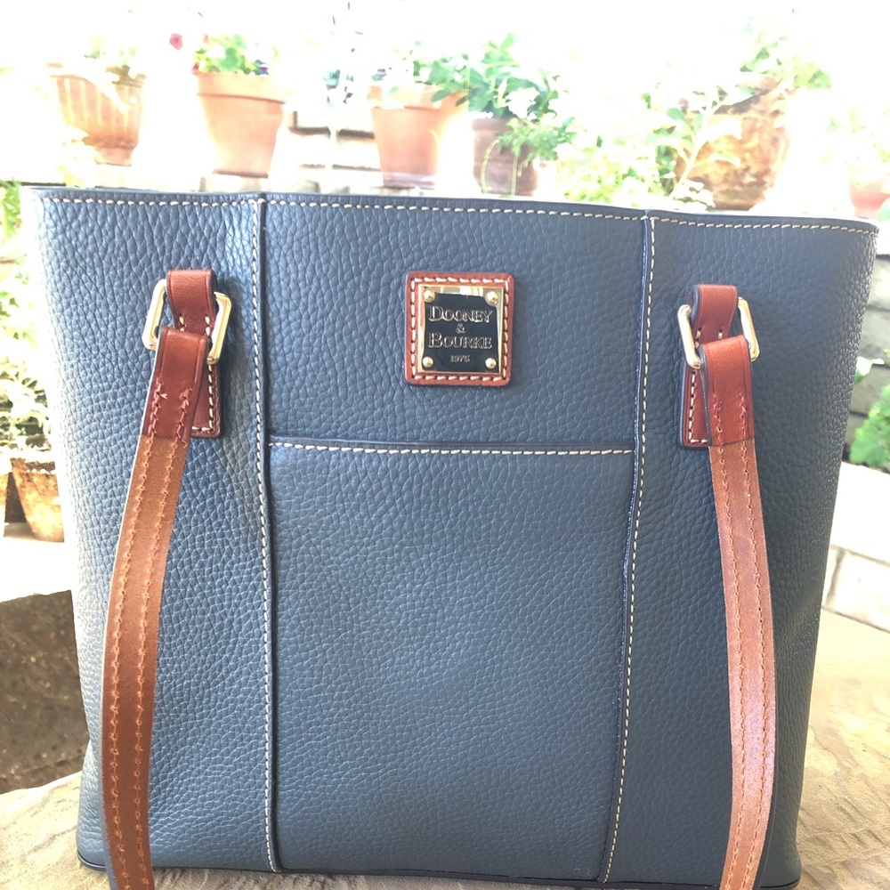 Dooney & Bourke NWOT